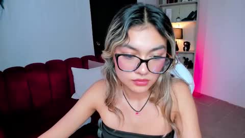 tatiana_mendoza online show from October 22, 3:50 pm