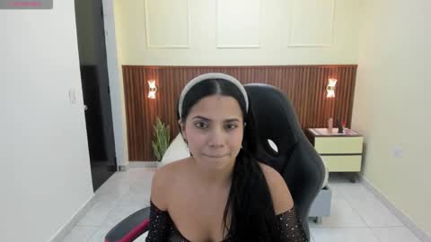 T A T I  online show from January 5, 7:28 pm