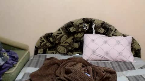 Taya online show from November 26, 5:36 pm