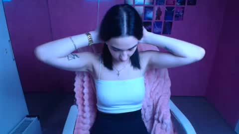 Tayla online show from November 5, 7:02 am