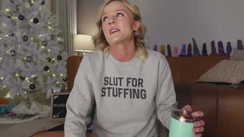 Taylor --  online show from November 27, 11:13 am