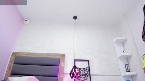 TAYLOR  online show from February 12, 3:29 am