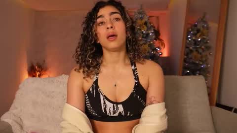 taylormichell online show from December 20, 8:02 pm