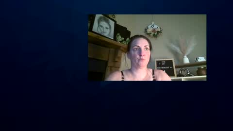 Taylor Sunshine online show from July 18, 9:17 pm