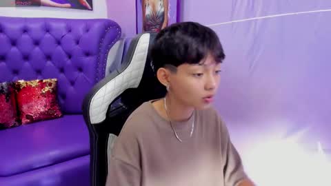 Snapshot of tefi_meow chatting on October 1, 11:48 am Stefani  online show from October 1, 11:48 am