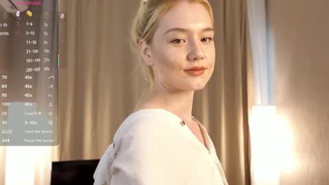 Snapshot of tellasky chatting on October 2, 2:44 pm Sofia online show from October 2, 2:44 pm