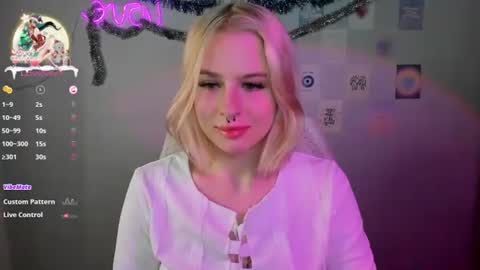  Sue  online show from December 28, 1:49 pm