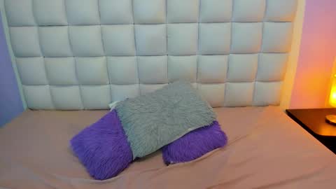 Teresa online show from December 1, 1:58 pm