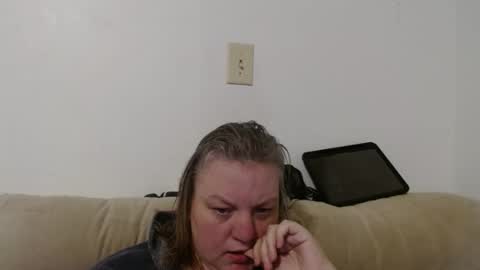 terriann111 online show from December 1, 12:58 am