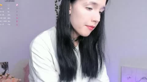 Caroline online show from June 5, 7:31 pm