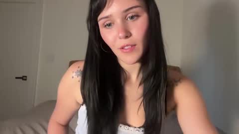 Snapshot of tessadovee chatting on September 22, 11:47 pm tessadovee online show from September 22, 11:47 pm