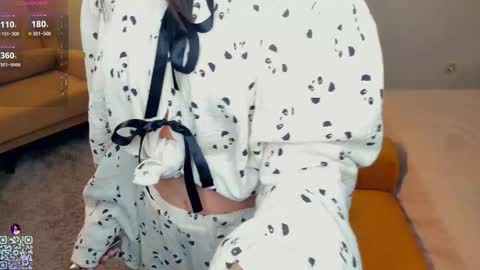 Cindy online show from January 17, 4:58 pm