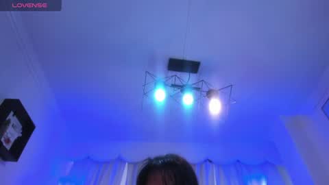 teylor_jenkins online show from July 8, 7:38 pm