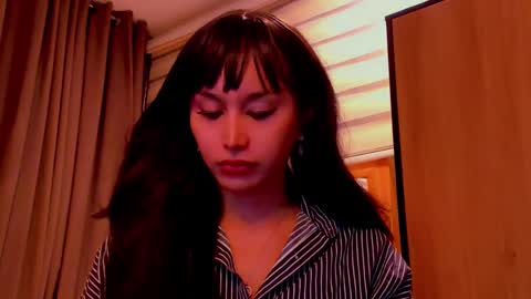 th3r3sa online show from February 1, 1:51 pm