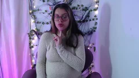   online show from October 27, 9:16 am