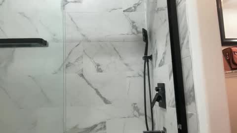 thatoneblondee online show from October 21, 1:15 pm