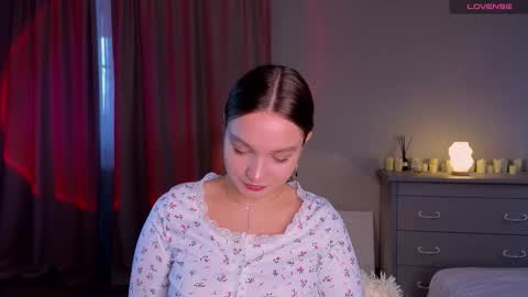 Alice online show from November 9, 12:01 pm