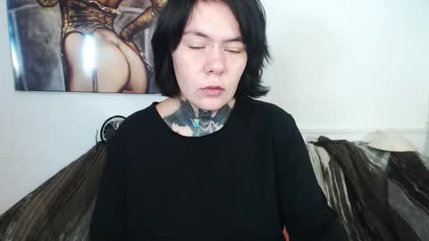 the_ice_woman online show from September 15, 8:44 am