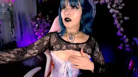 ...  ... online show from March 22, 10:32 am