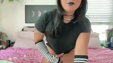 the_pretty_kittyyy online show from March 4, 10:16 pm