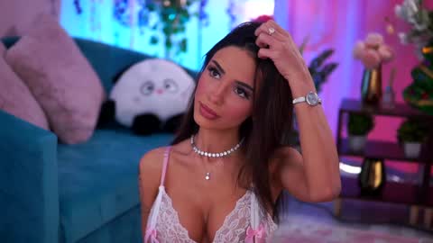 Ayana online show from December 31, 9:42 am