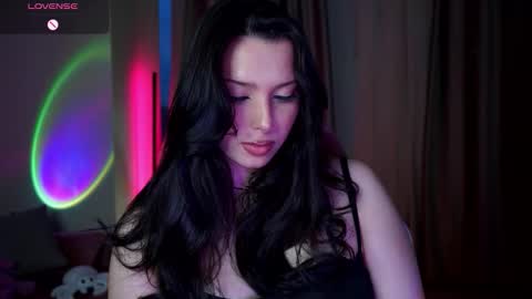 Lucy online show from October 10, 1:16 pm