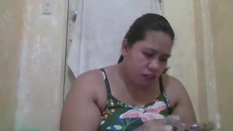 Snapshot of thelma794100 chatting on October 12, 4:04 am thelma794100 online show from October 12, 4:04 am