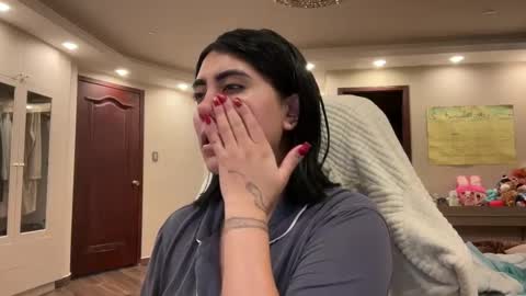 Snapshot of therealcamilabaddie chatting on September 28, 6:42 am therealcamilabaddie online show from September 28, 6:42 am