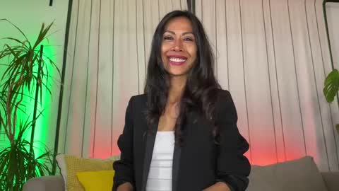 The Wild Miu online show from February 2, 8:19 pm