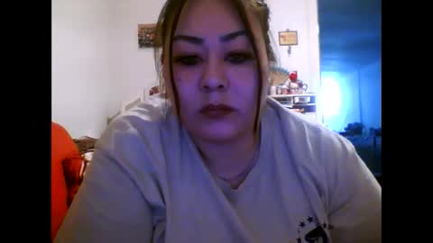 Snapshot of thickassazn93 chatting on December 15, 5:31 pm thickassazn93 online show from December 15, 5:31 pm