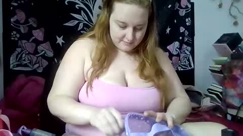 Ariel online show from December 4, 5:14 pm