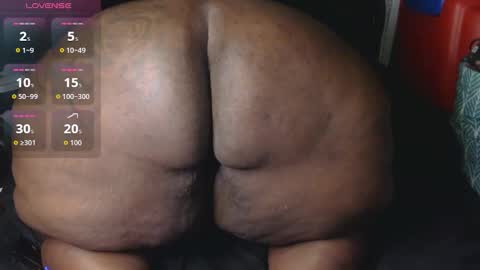 Thickumzz41 online show from January 13, 6:19 am