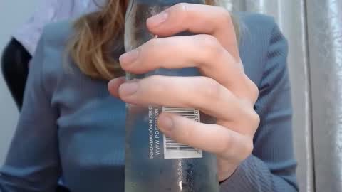 sara online show from March 3, 2:06 am