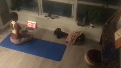 tia_fox online show from October 29, 4:17 am