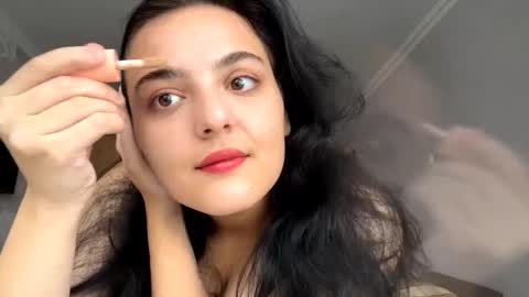 Mary online show from November 7, 9:04 am