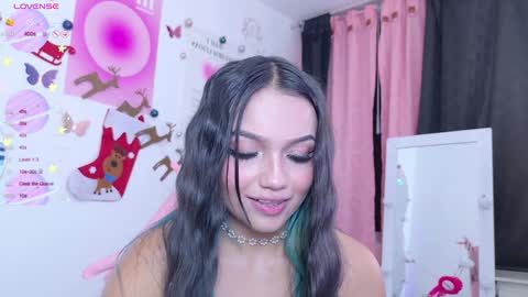 Snapshot of tianale chatting on January 17, 1:15 am Tiana Le online show from January 17, 1:15 am