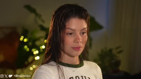 Tifa online show from December 15, 8:47 pm