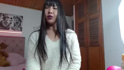 Tifanny online show from November 1, 8:40 am