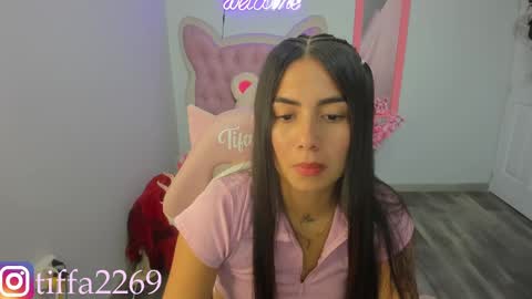 Snapshot of tifany_tay2 chatting on December 27, 5:09 am hey am julietha online show from December 27, 5:09 am
