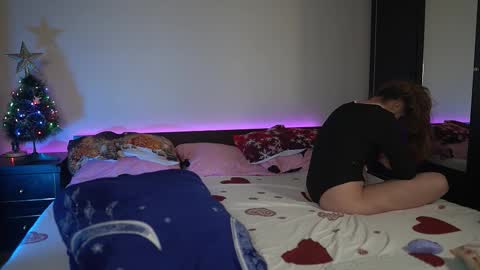 Tiffany online show from December 18, 9:30 pm