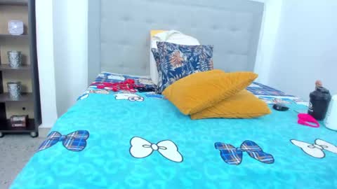 Snapshot of tiffany_hot19_ chatting on December 30, 10:34 pm tiffany online show from December 30, 10:34 pm