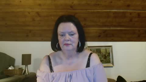 TiffanyMature online show from October 18, 9:38 pm