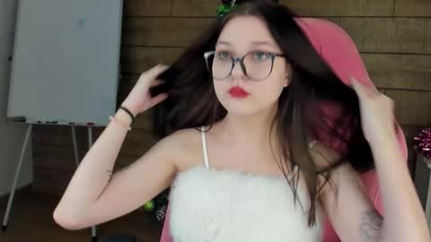 TinaBurton online show from December 13, 7:53 pm