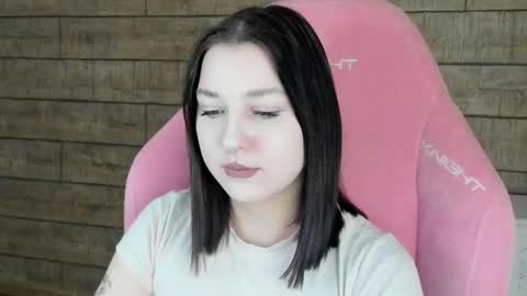 TinaBurton online show from February 7, 5:06 pm