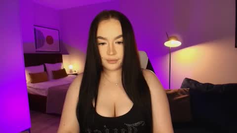 hi im curvy babyface girlie Tina online show from February 22, 8:04 am