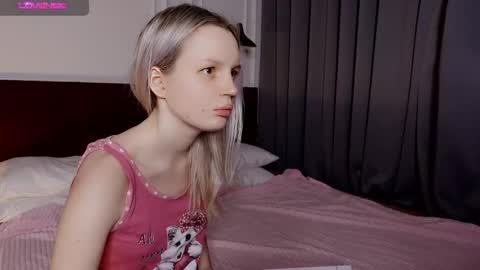 tinasiner online show from February 23, 1:56 pm