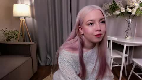 Annie online show from October 22, 10:48 pm