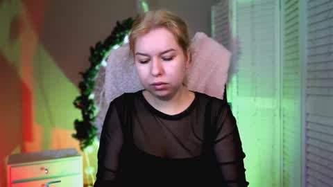 Miss Tina online show from January 20, 12:18 pm