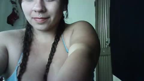 Snapshot of tintal_jers chatting on December 31, 5:22 am tintal jers online show from December 31, 5:22 am
