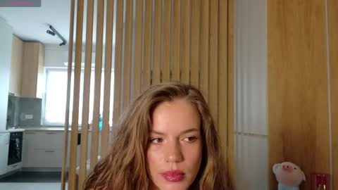 Anne online show from June 4, 6:29 am
